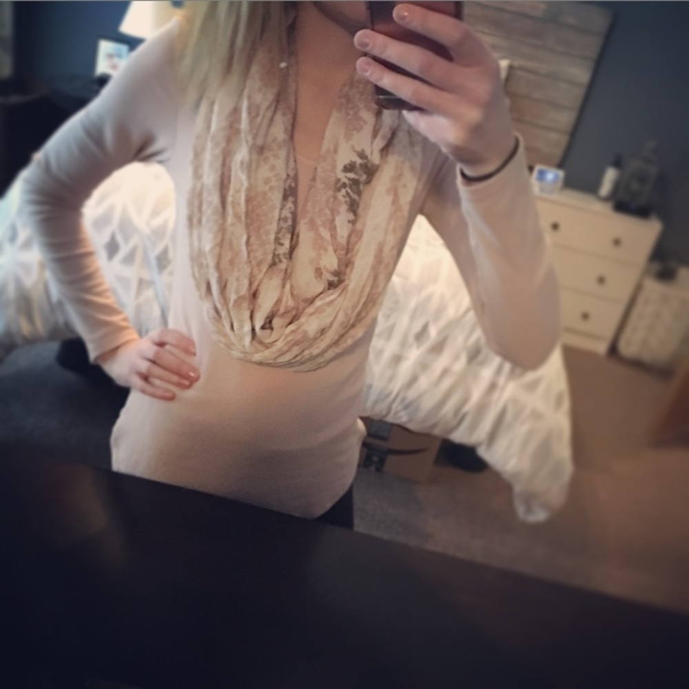 Infinity scarf